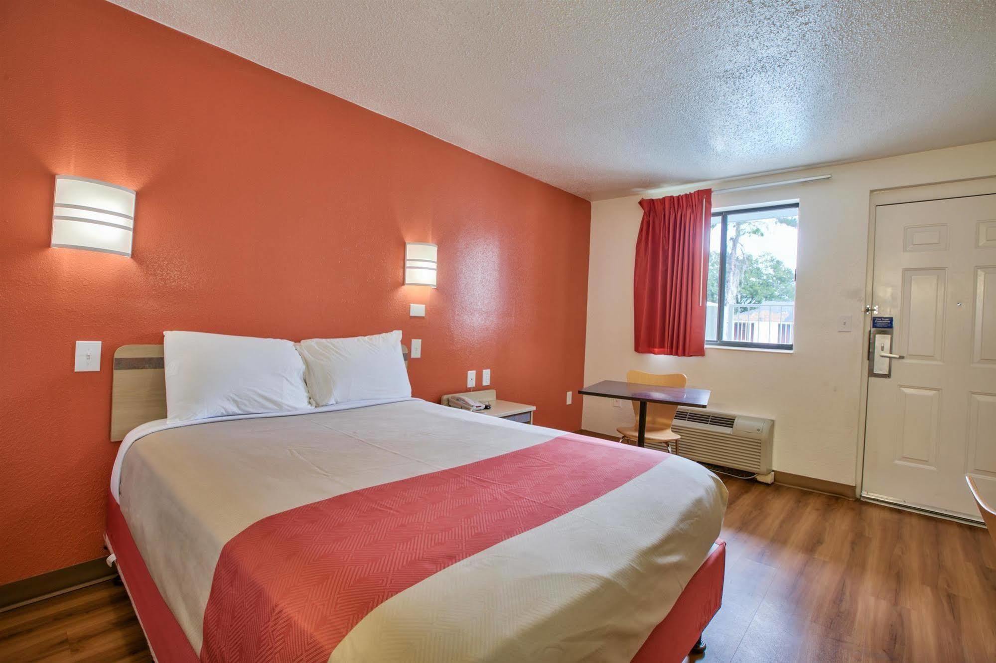 Motel 6-Tallahassee, Fl Екстер'єр фото