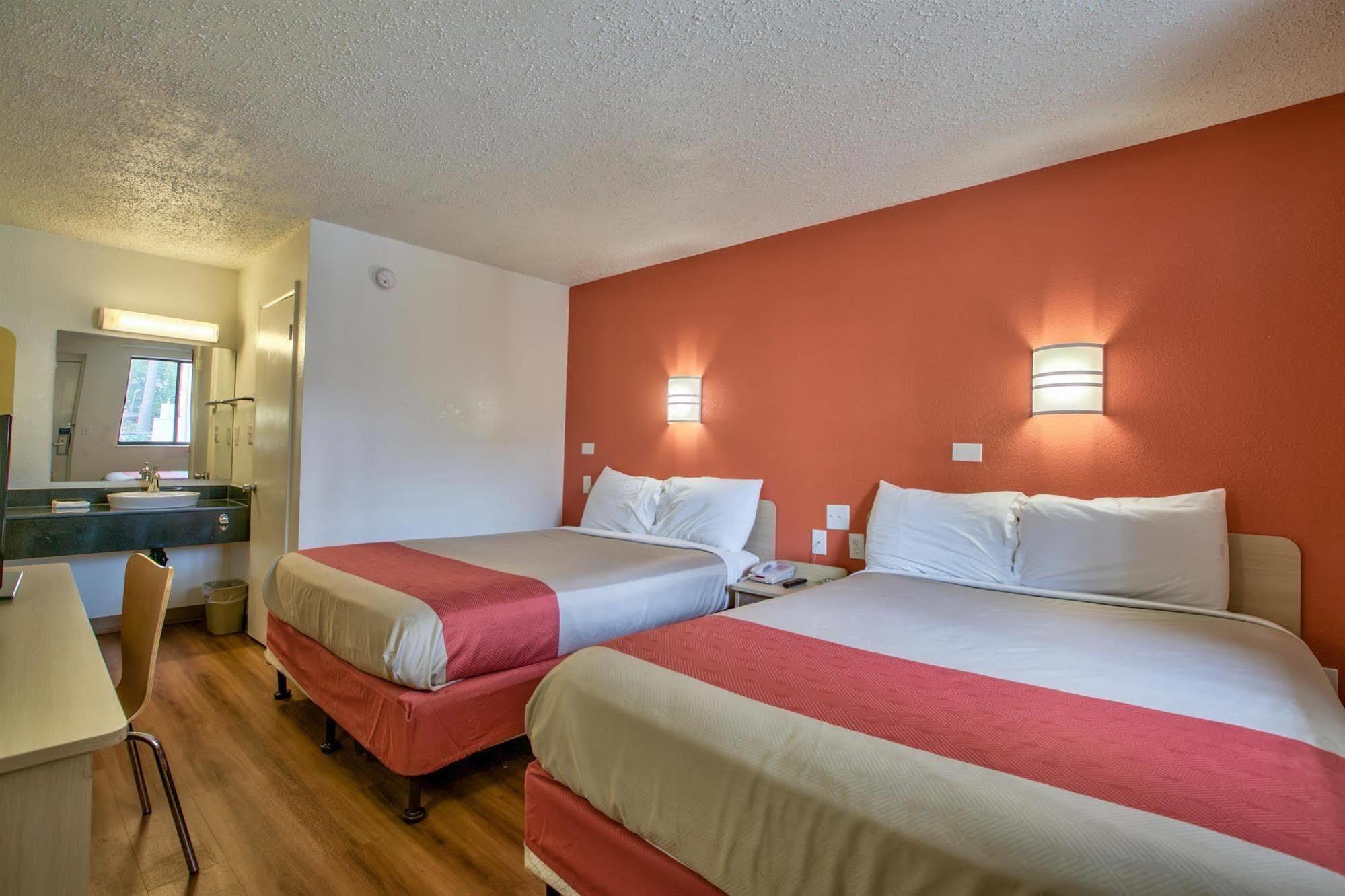 Motel 6-Tallahassee, Fl Екстер'єр фото